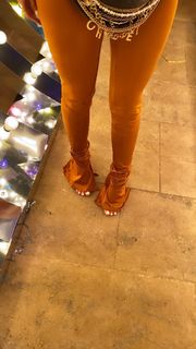 Victoria Waldrip feet photo thumbnail
