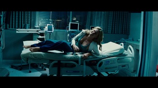 Charlize Theron feet photo thumbnail