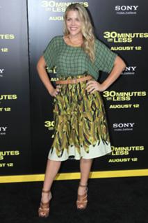 Busy Philipps feet photo thumbnail
