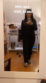 Cleo feet photo thumbnail