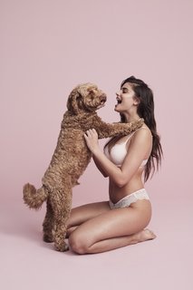 Taylor Hill feet photo thumbnail