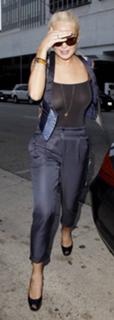 Lindsay Lohan feet photo thumbnail