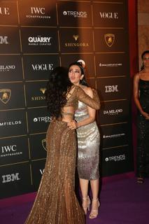 Karisma Kapoor feet photo thumbnail