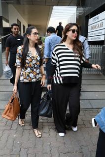 Karisma Kapoor feet photo thumbnail