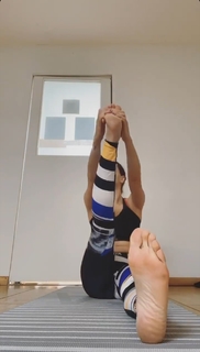 Yoseline Hoffman feet photo thumbnail