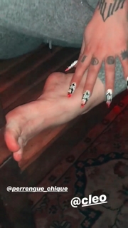Cleo feet photo thumbnail