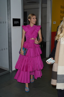 Diane Kruger feet photo thumbnail