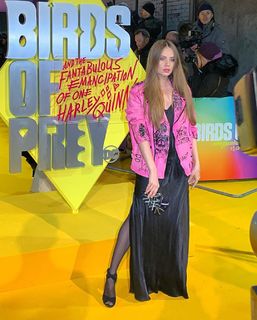 Xenia Tchoumitcheva feet photo thumbnail