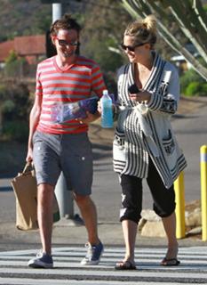 Kate Hudson feet photo thumbnail
