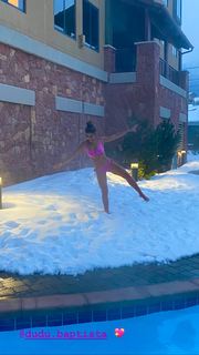 Juliana Paes feet photo thumbnail