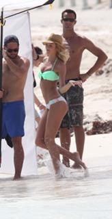 Candice Swanepoel feet photo thumbnail