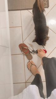 Alaine Crissiê feet photo thumbnail