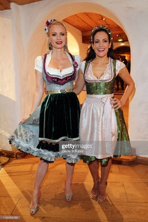 Bettina Zimmermann feet photo thumbnail