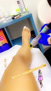 Jilly Anais feet photo thumbnail