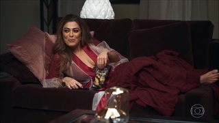Juliana Paes feet photo thumbnail