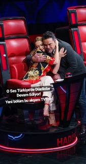 Hadise feet photo thumbnail