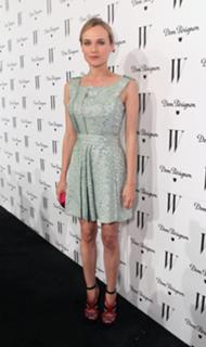 Diane Kruger feet photo thumbnail