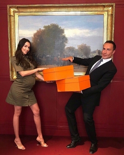 Nabilla Benattia feet photo thumbnail