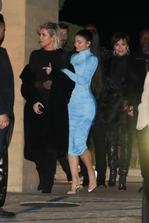 Kylie Jenner feet photo thumbnail