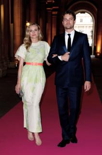 Diane Kruger feet photo thumbnail