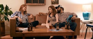 Anna Kendrick feet photo thumbnail