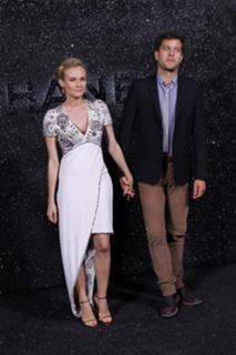 Diane Kruger feet photo thumbnail