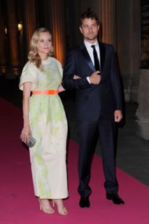 Diane Kruger feet photo thumbnail