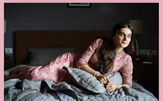 Taapsee Pannu feet photo thumbnail