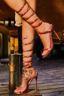 Jade Thirlwall feet photo thumbnail