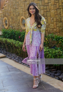 Ileana D'Cruz feet photo thumbnail