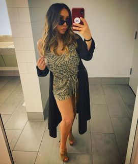 Nicole Polizzi feet photo thumbnail