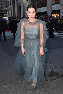 Emilia Clarke feet photo thumbnail
