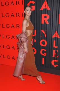 Candice Swanepoel feet photo thumbnail