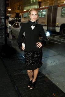 Maria Bello feet photo thumbnail