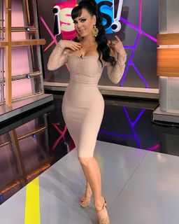 Maribel Guardia feet photo thumbnail