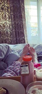 Heidi Klum feet photo thumbnail