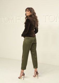 Taylor Hill feet photo thumbnail