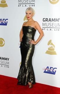 Christina Aguilera feet photo thumbnail