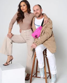 Sabrina Sato feet photo thumbnail