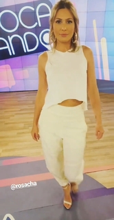 Lívia Andrade feet photo thumbnail