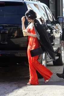 Lucy Hale feet photo thumbnail