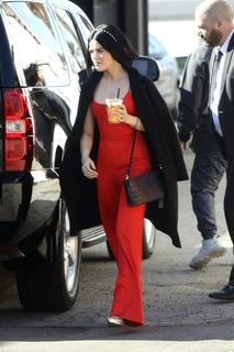 Lucy Hale feet photo thumbnail