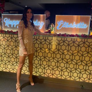 Elisabetta Gregoraci feet photo thumbnail