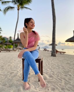 Jannat Zubair Rahmani feet photo thumbnail