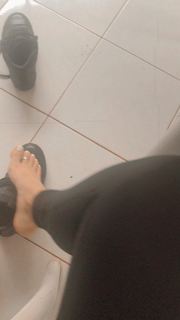 Alaine Crissiê feet photo thumbnail