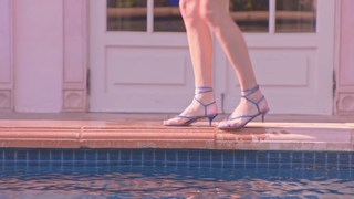 Kendall Jenner feet photo thumbnail