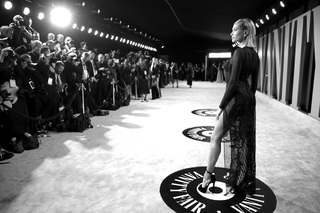Hailey Bieber feet photo thumbnail