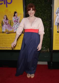 Bryce Dallas Howard feet photo thumbnail