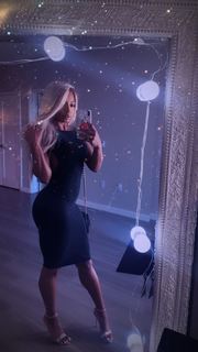 Qimmah Russo feet photo thumbnail