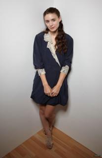 Rooney Mara feet photo thumbnail